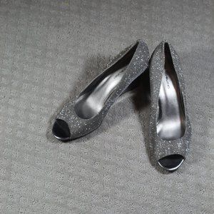 Bandolino Size 8 Sparkly Wedge Peep Toe 3" Heels